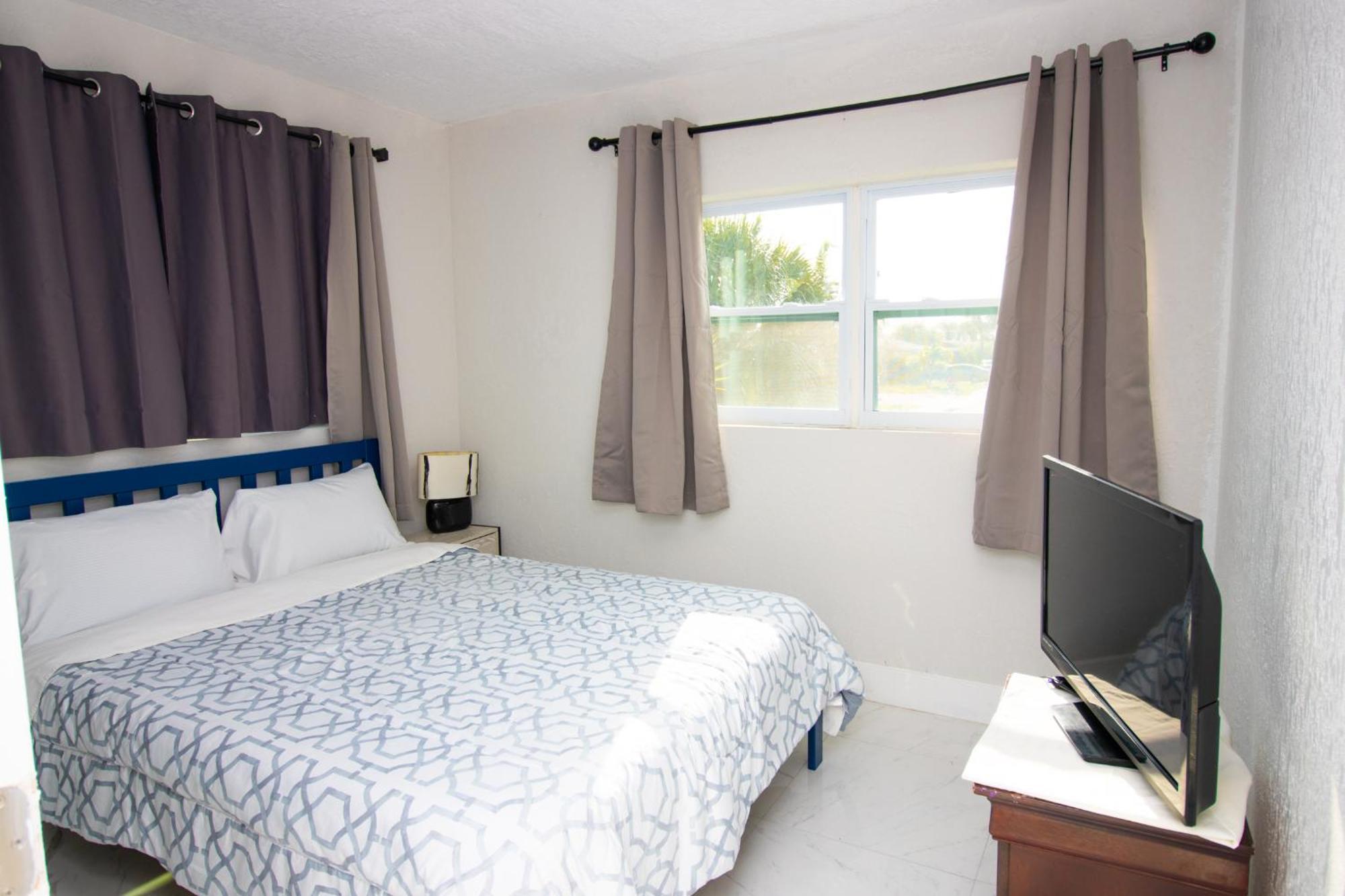 ריביירה ביץ' Shared Home - Close To The Beach מראה חיצוני תמונה