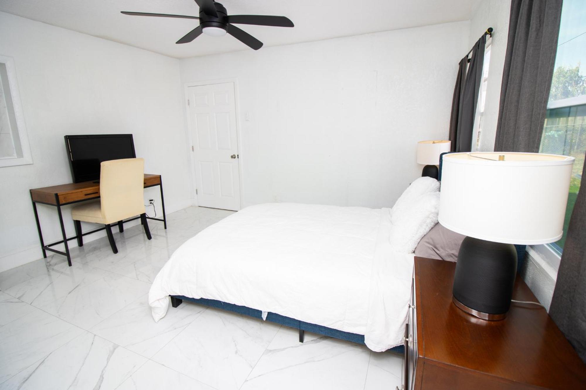 ריביירה ביץ' Shared Home - Close To The Beach מראה חיצוני תמונה